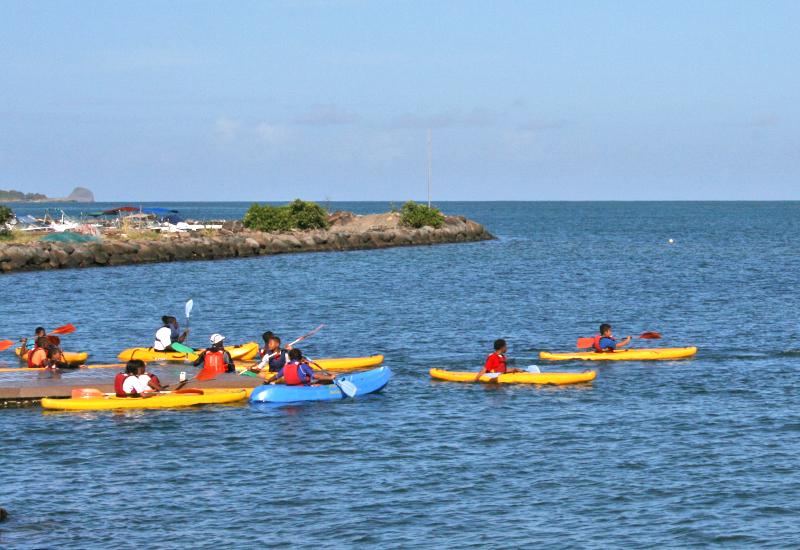 Base nautique - Sainte-Rose. Kayak avec les enfants