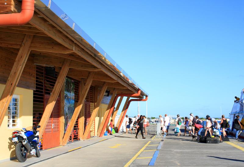 Gare Maritime de Saint-François en Guadeloupe : départs tous les jours vers Les Saintes, Marie-Galante et La Désirade