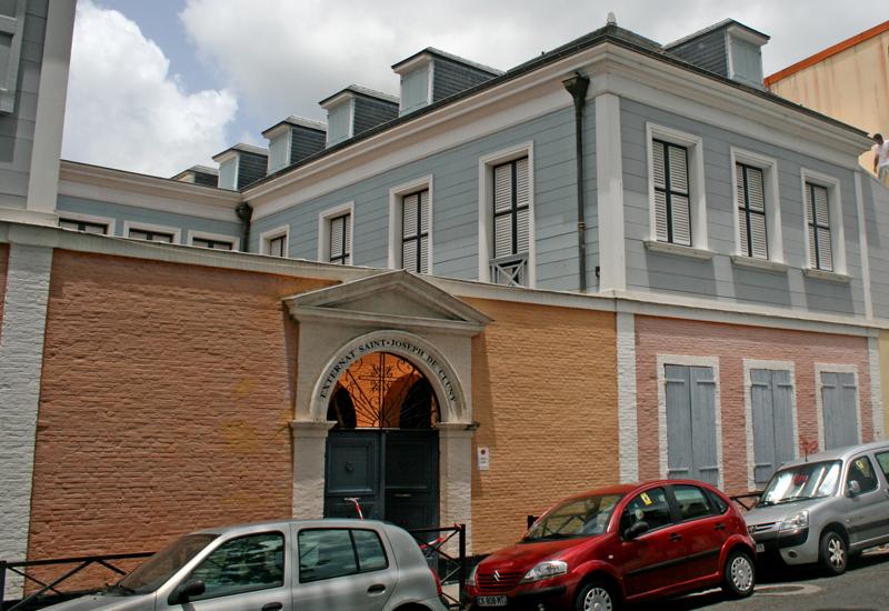 Pointe-à-Pitre, Externat Saint-Joseph de Cluny : façade rue Arago