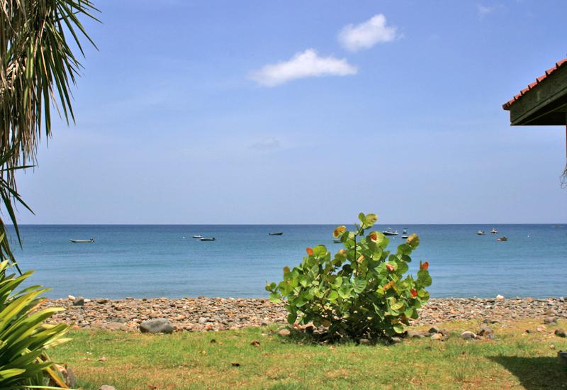 La Plage Caraïbe est idéale pour la plongée ou les balades en kayak