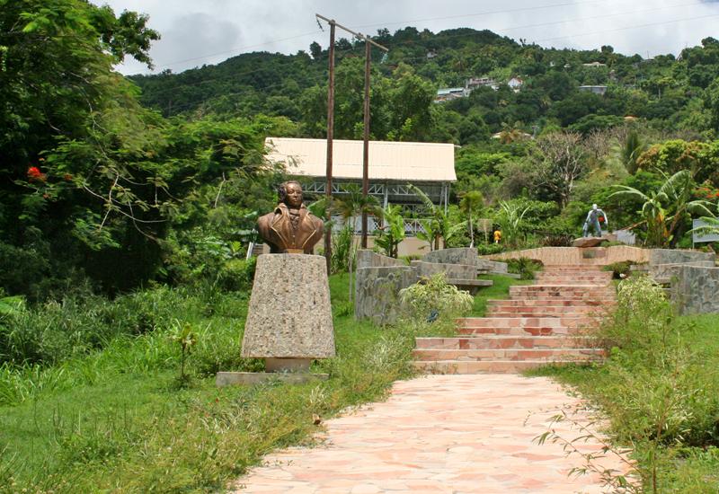 Bouillante (Guadeloupe). L'Allée de la Liberté