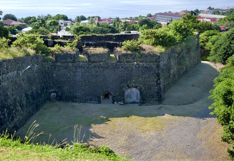 Fort Louis Delgrès. Mur d'enceinte