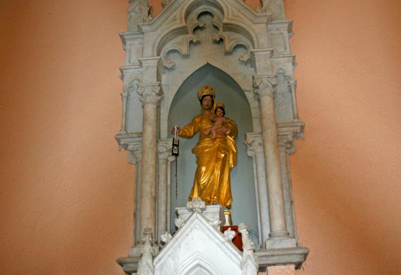Basse-Terre, Eglise Notre-Dame du Mont Carmel. Lieu de dévotions